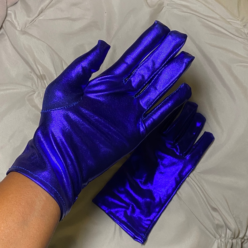 Shiny Blue Gloves